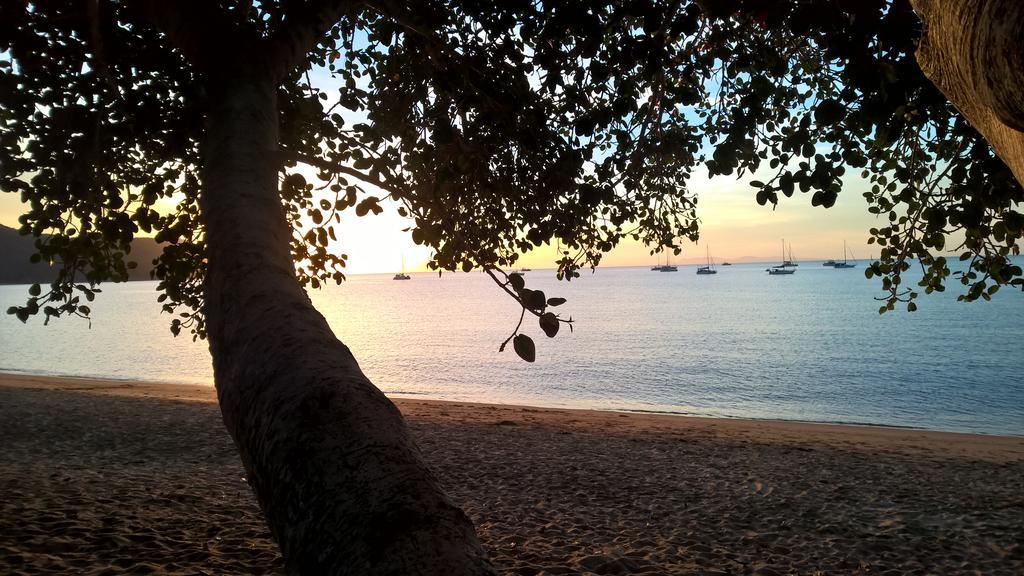 Magnetic Island Bed And Breakfast Horseshoe Bay Exterior photo